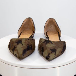 BANANA REPUBLIC CAMOUFLAGE FLATS